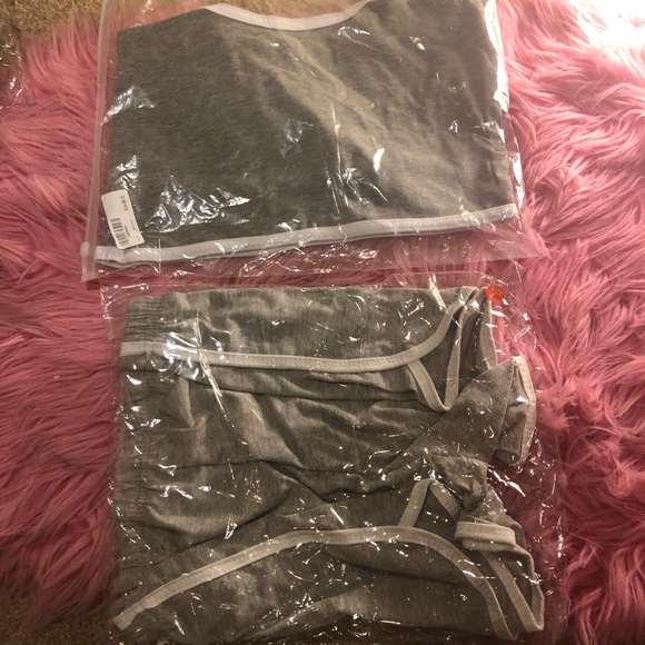 Baddie Halter Top&Shorts Matching Set❣️(Brand New) - Picture 2 of 2